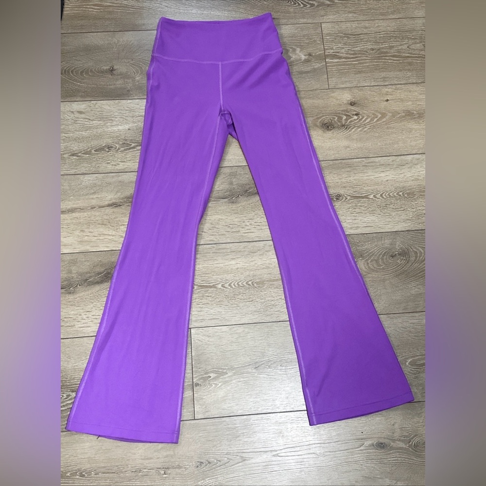 Lululemon Groove Super High Rise Flare Leggings - Picture 3 of 13